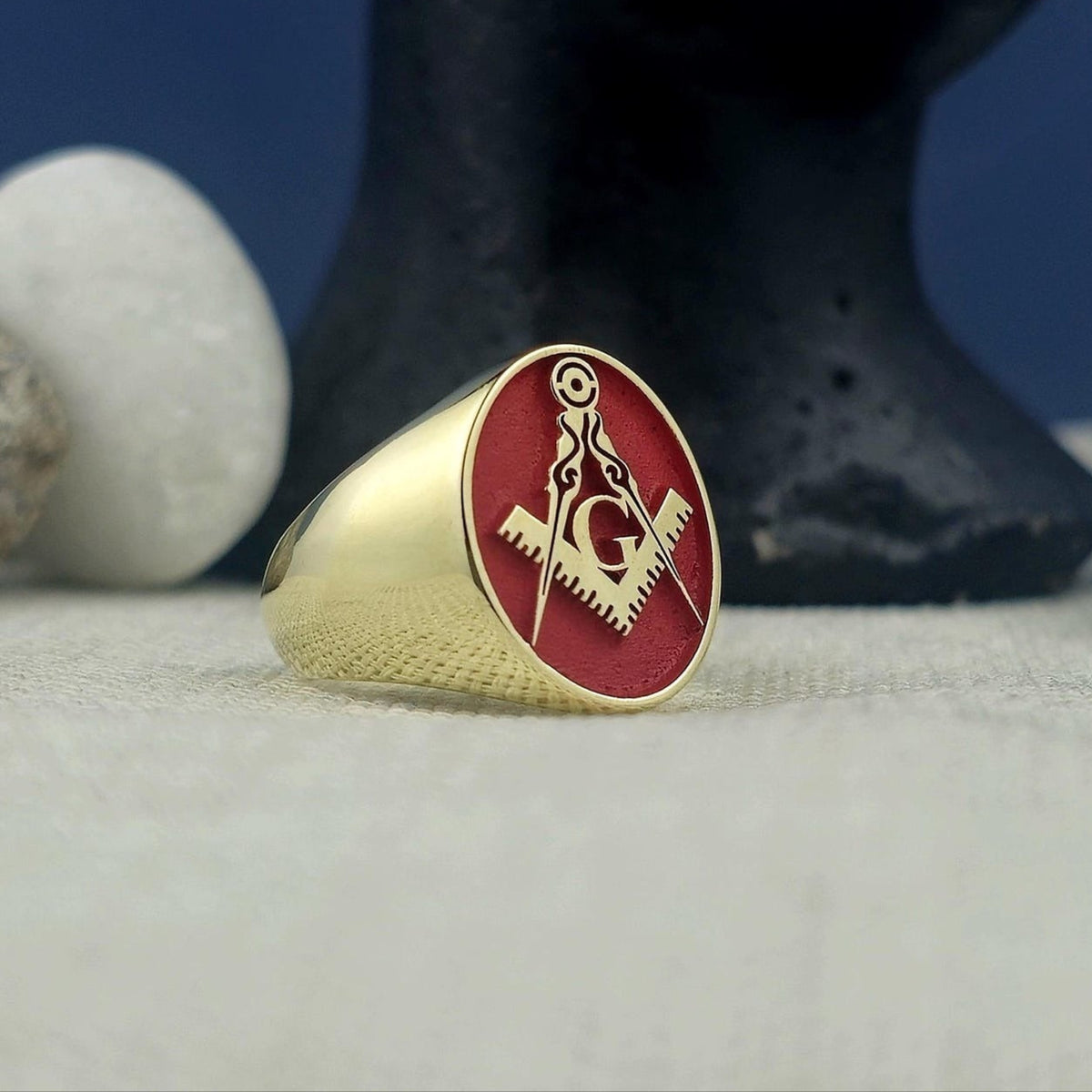 Master Mason Blue Lodge Ring - Red With Gold Square & Compass G - Bricks Masons