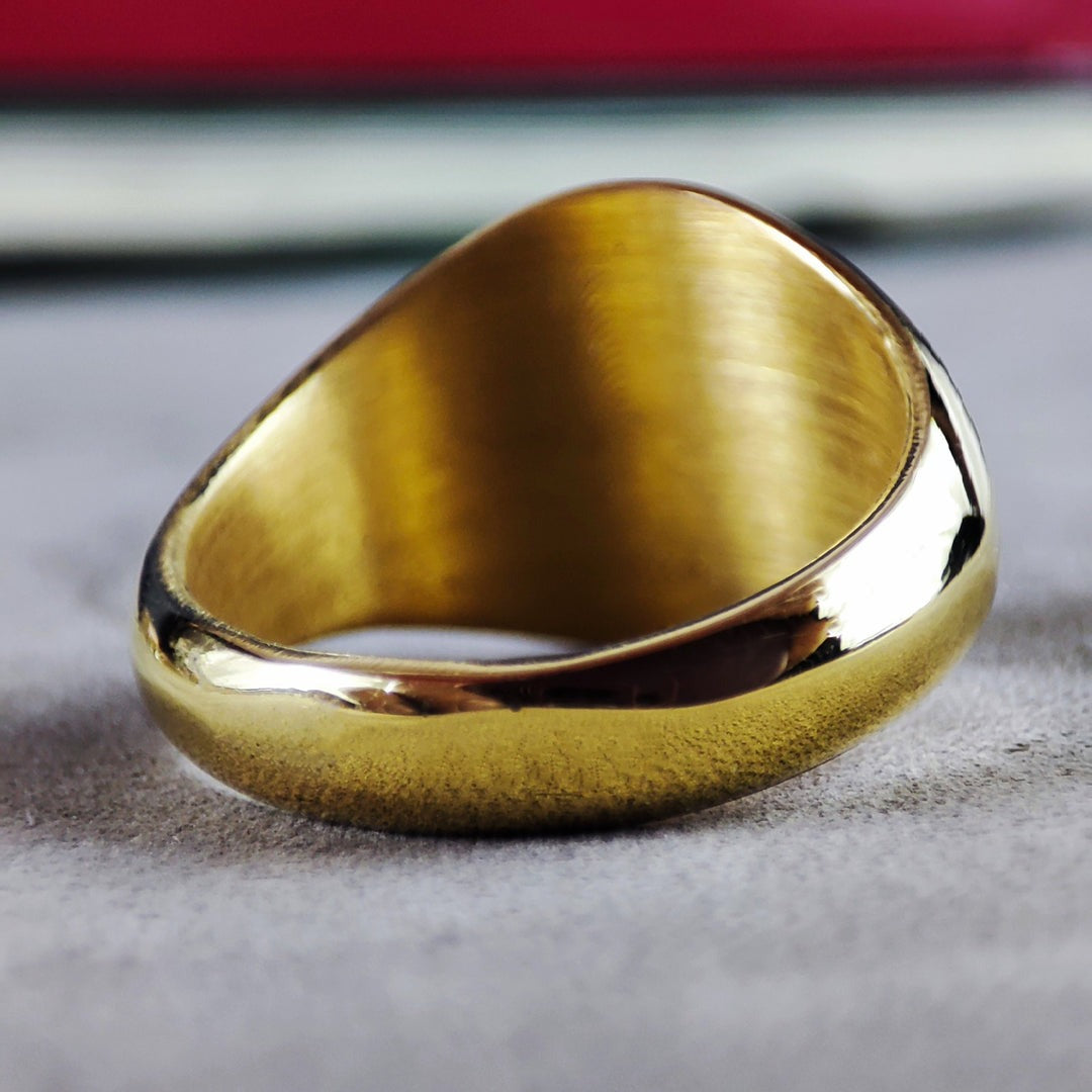 Master Mason Blue Lodge Ring - Black & Gold Personalized With Wreath & Initials - Bricks Masons