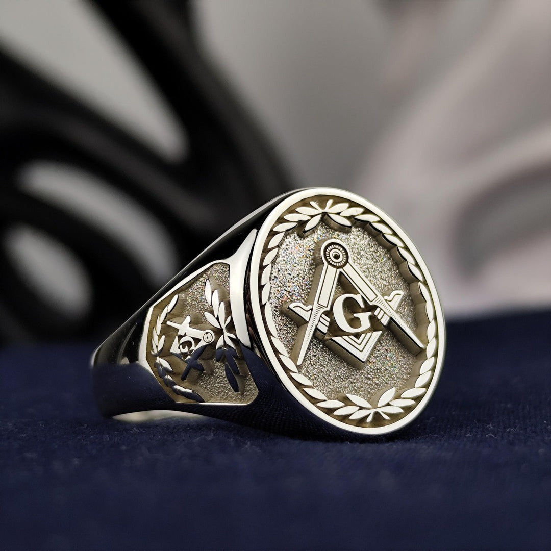 Master Mason Blue Lodge Ring - Engraved Square & Compass G Various Materials - Bricks Masons